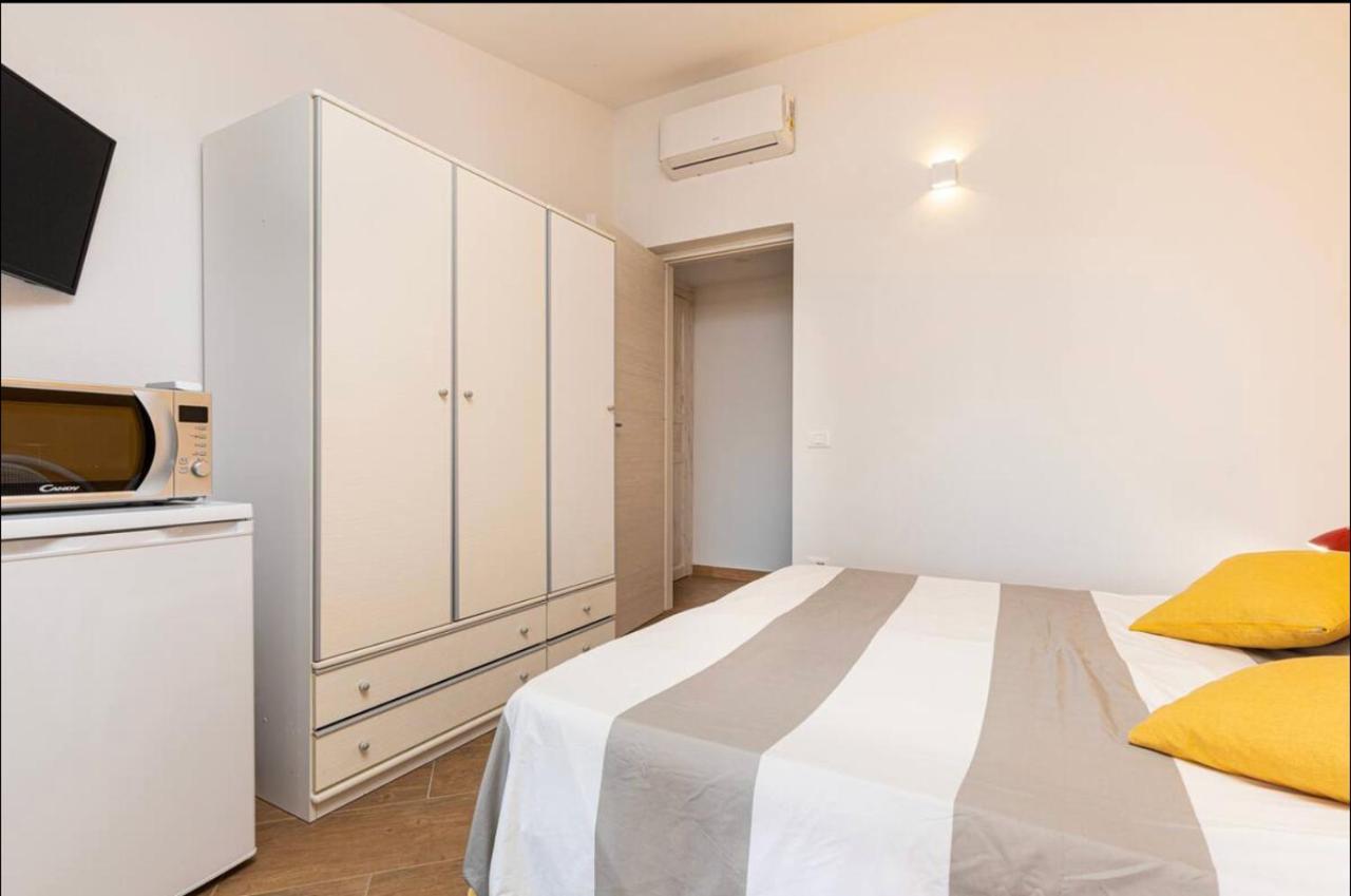 Casa Sharon Appartamento Vista Mare Ad Olbia Eksteriør bilde