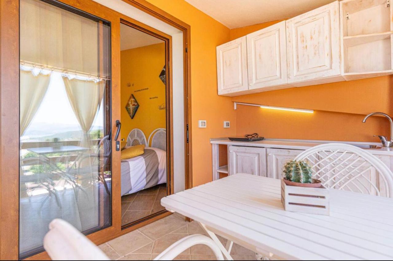 Casa Sharon Appartamento Vista Mare Ad Olbia Eksteriør bilde