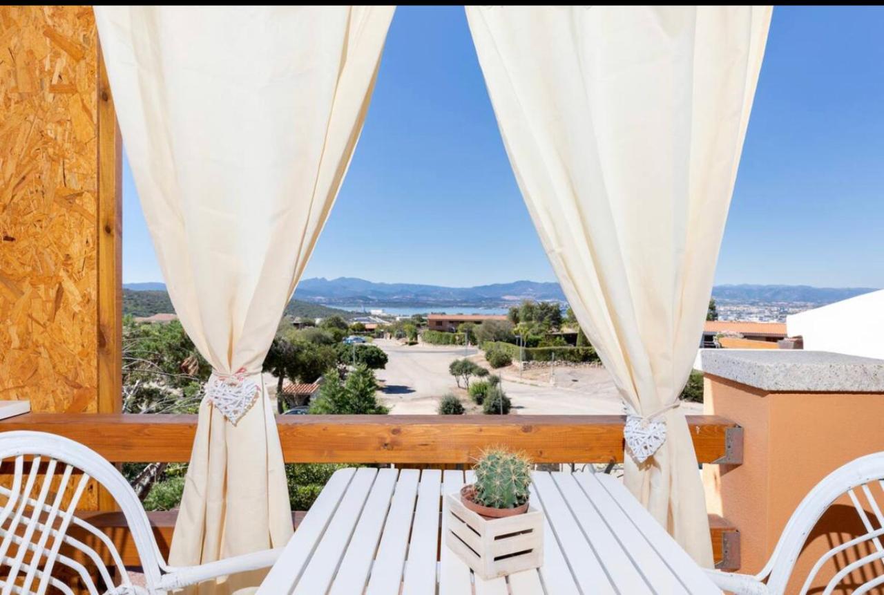 Casa Sharon Appartamento Vista Mare Ad Olbia Eksteriør bilde