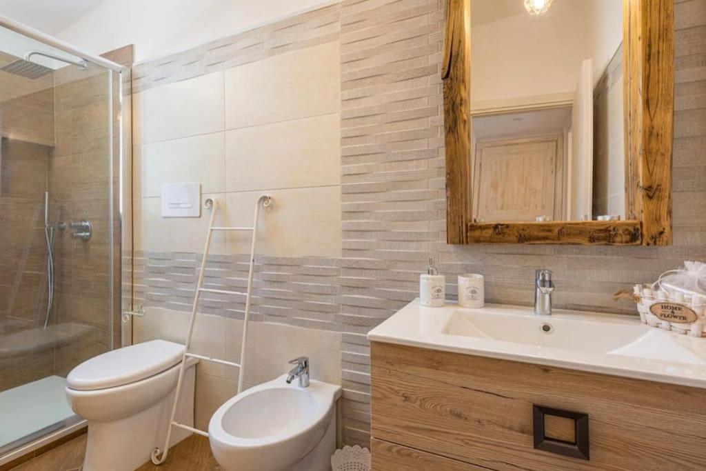 Casa Sharon Appartamento Vista Mare Ad Olbia Eksteriør bilde